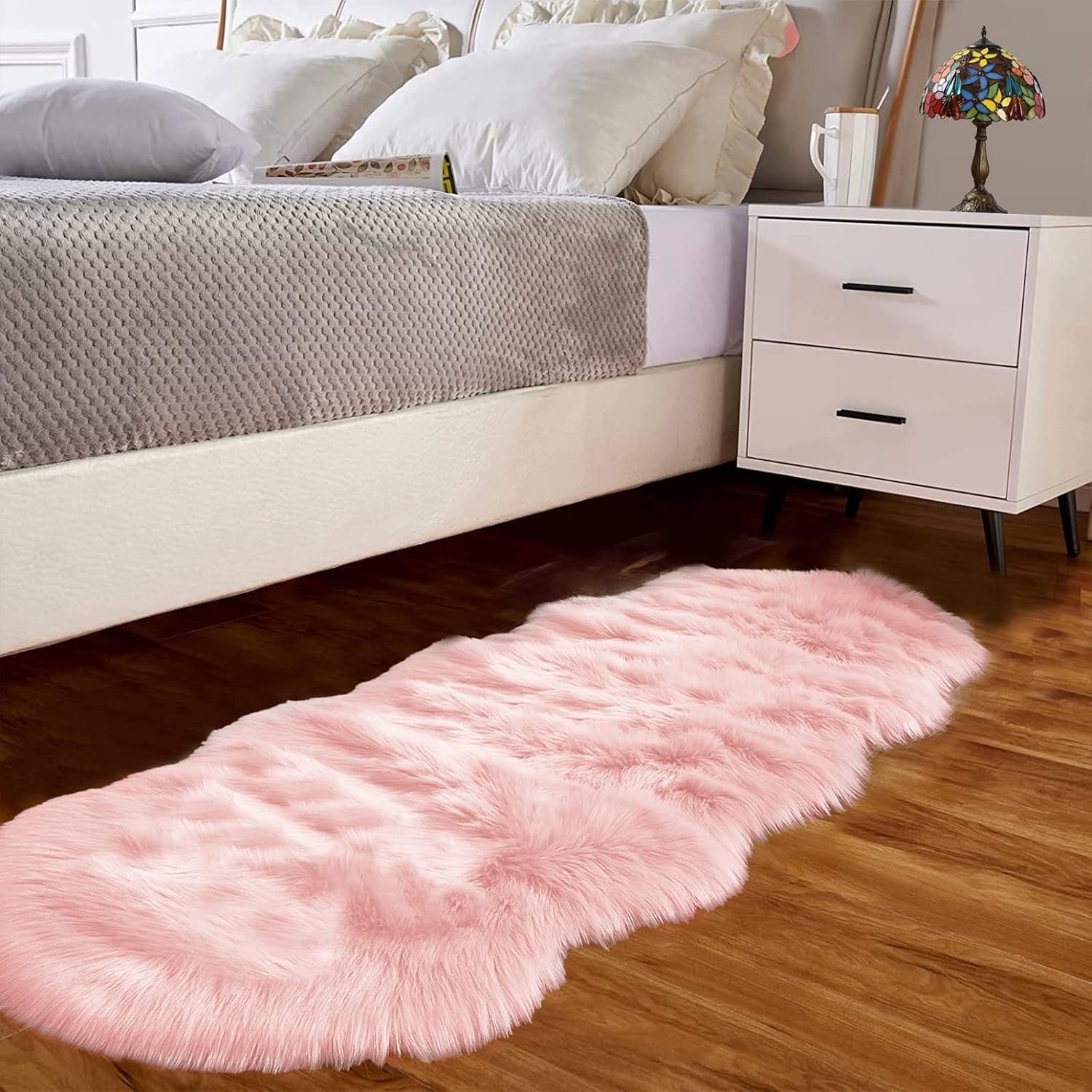 Goolela Pink Fur Rug for Bedroom Sheepskin Rug Fluffy Runner Rug