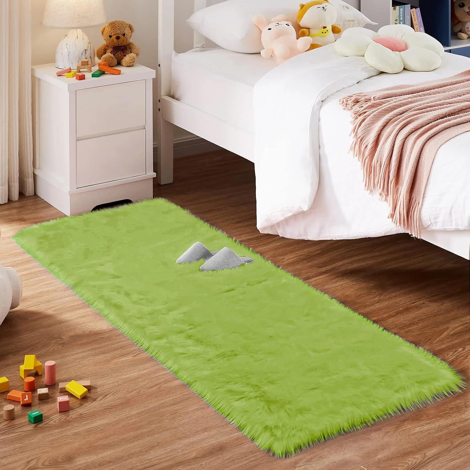 Goolela Bedroom Fluffy Green Rug Runner Rug Faux Fur Rugs