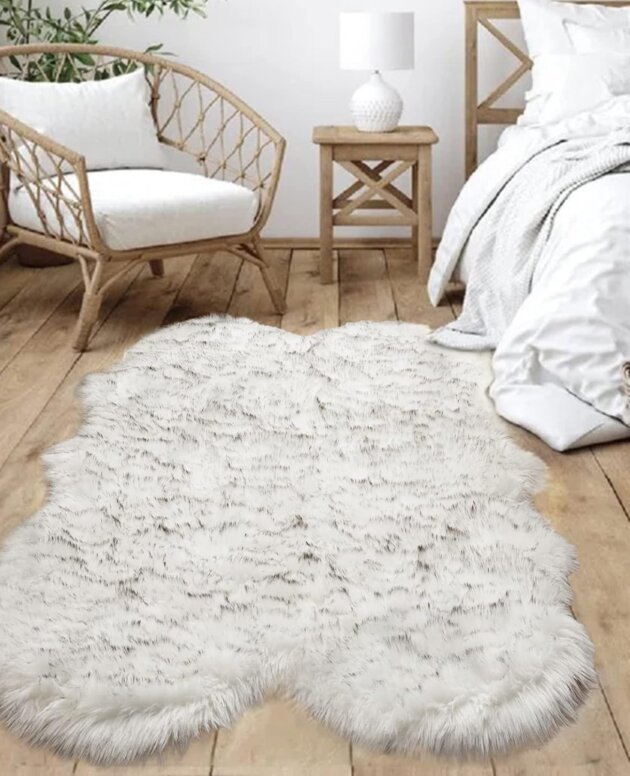 Goolela Faux Sheepskin Fur Rug Fluffy Fuzzy Furry Carpet